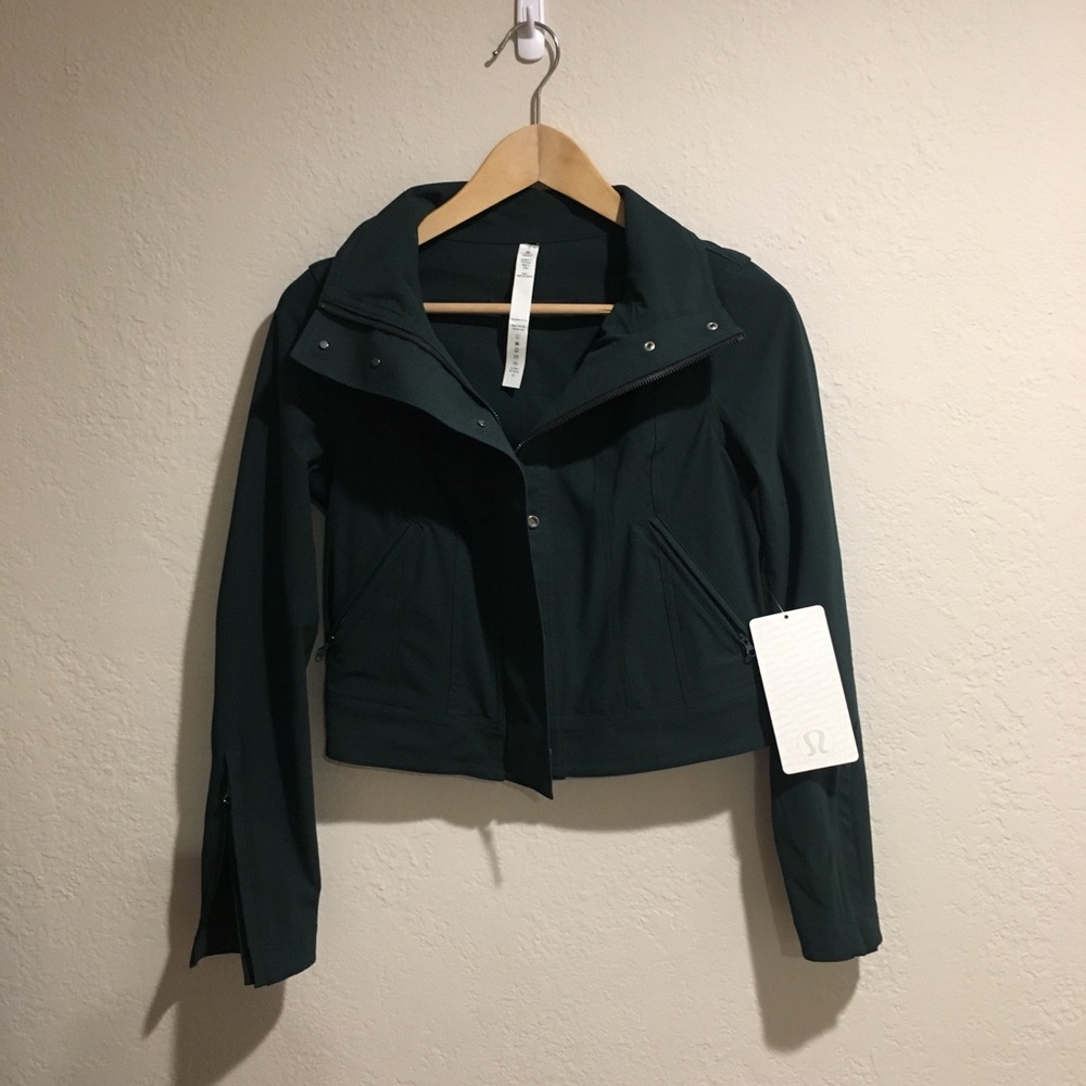 NWT Lululemon Seize the Day Jacket size 2